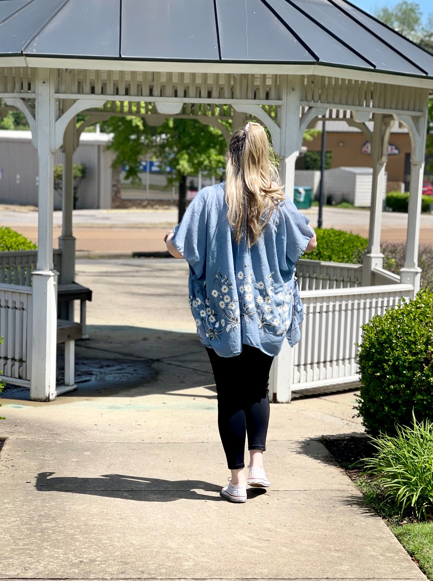 Spring Daisy Kimono